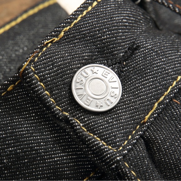 Evisu woMen's Artistic Denim Jeans - Picture 10 of 12